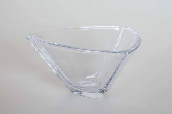 Mísa sklo 24,5cm TRIANGLE