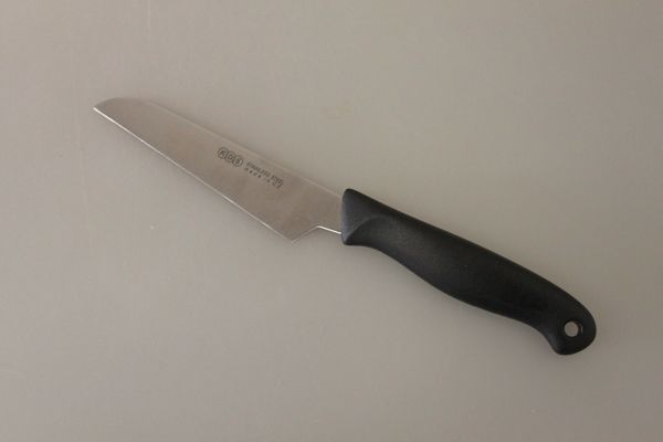 Nůž kuchyňský 4,5